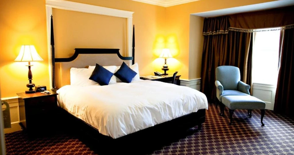 The Ultimate Guide to Hotels Near Carnegie Mellon University in Pittsburgh